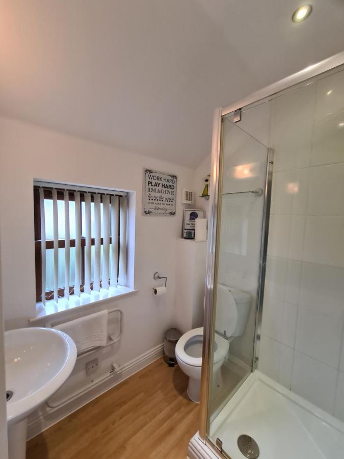 The Courtyard Rooms Welburn Exterior foto